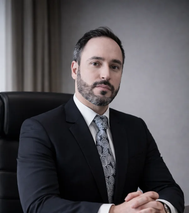 Dr. Fidel Soares